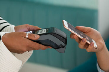 Top Contactless Payment Solutions for Businesses in 2025 Top Contactless Payment Solutions for Businesses in 2025